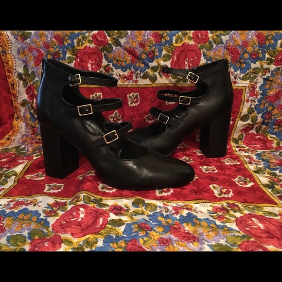 Bella Vita Nettie heels. - Picture 1 of 4